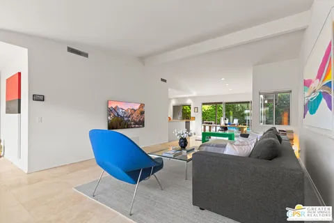 $995,000 | 530 North Calle Rolph, Palm Springs, CA 92262