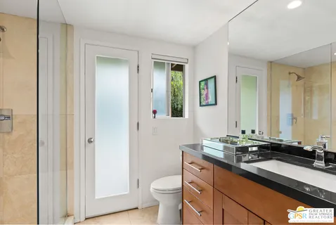 $995,000 | 530 North Calle Rolph, Palm Springs, CA 92262