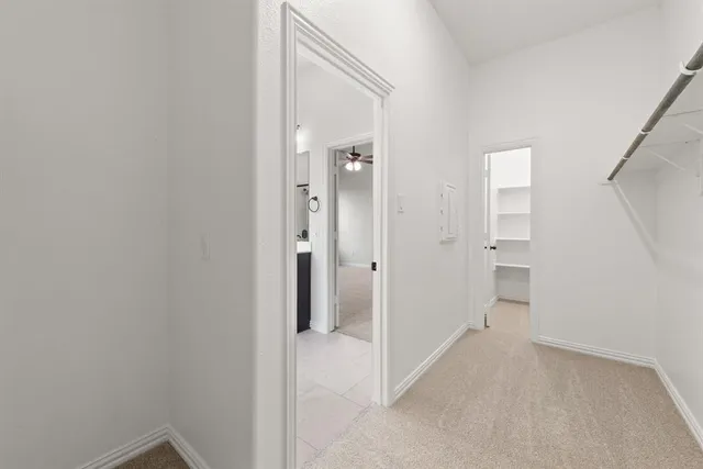 $519,900 | 120 Roosevelt Ln Valley View, Valley View, TX 76272