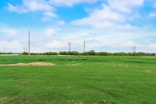 $519,900 | 120 Roosevelt Ln Valley View, Valley View, TX 76272