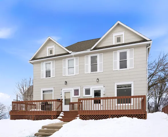 $99,900 | 108-110 East Iroquois Street, Freeport, IL 61032