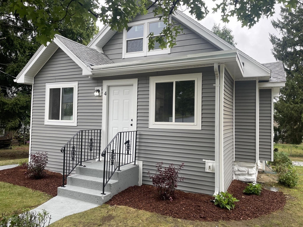 4 Blue Bell Road Worcester, MA 01606 - Photo 1 of 23 Gallery Image 1