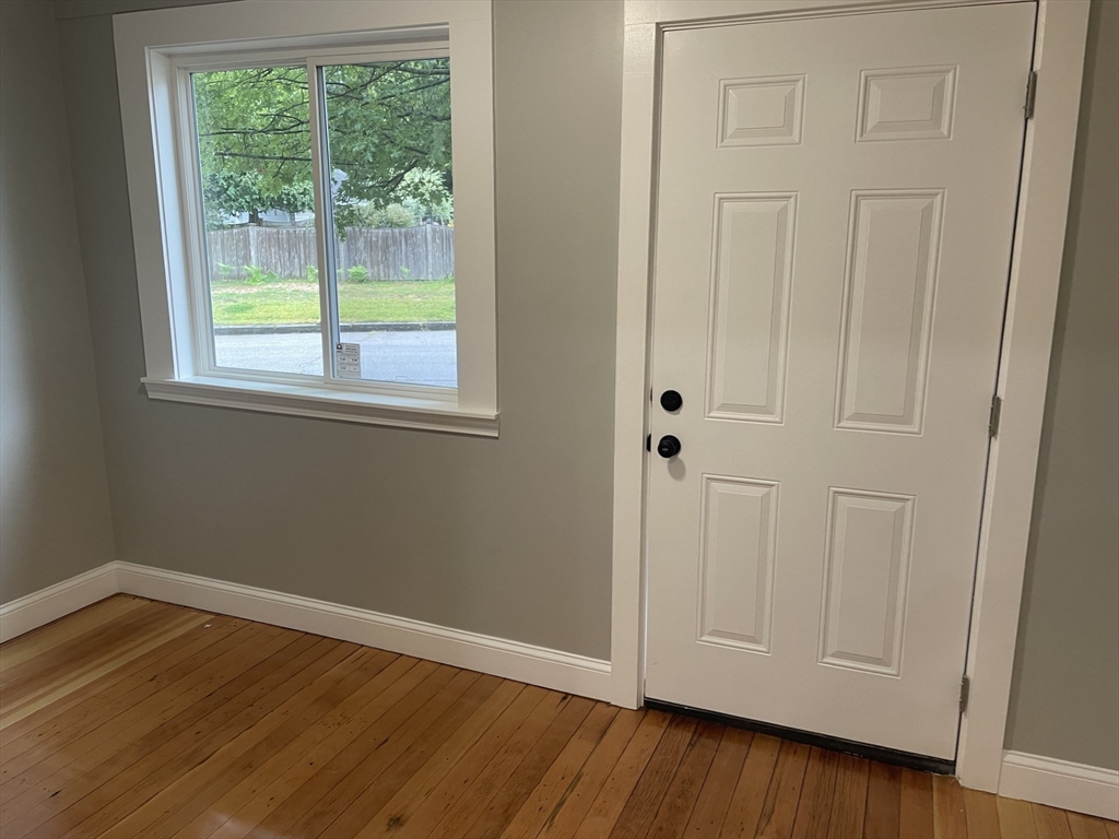 4 Blue Bell Road Worcester, MA 01606 - Photo 12 of 23 Gallery Image 12