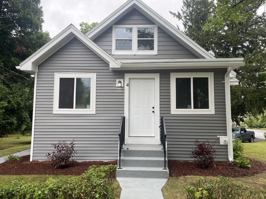 4 Blue Bell Road Worcester, MA 01606 - Photo 3 of 23 Gallery Image 3