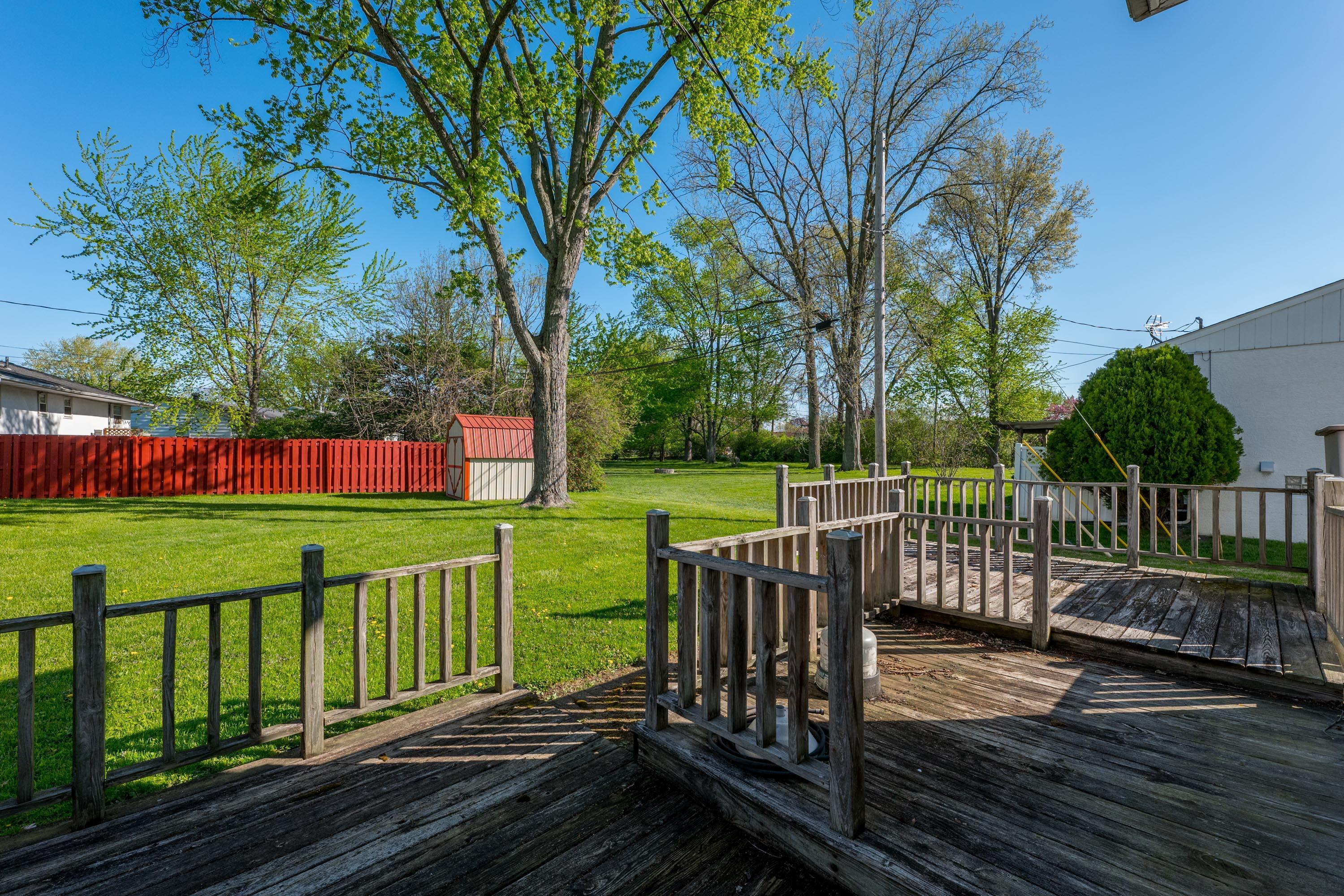 1372 Thurell Road Columbus, OH 43229 - Photo 34 of 57 Deck