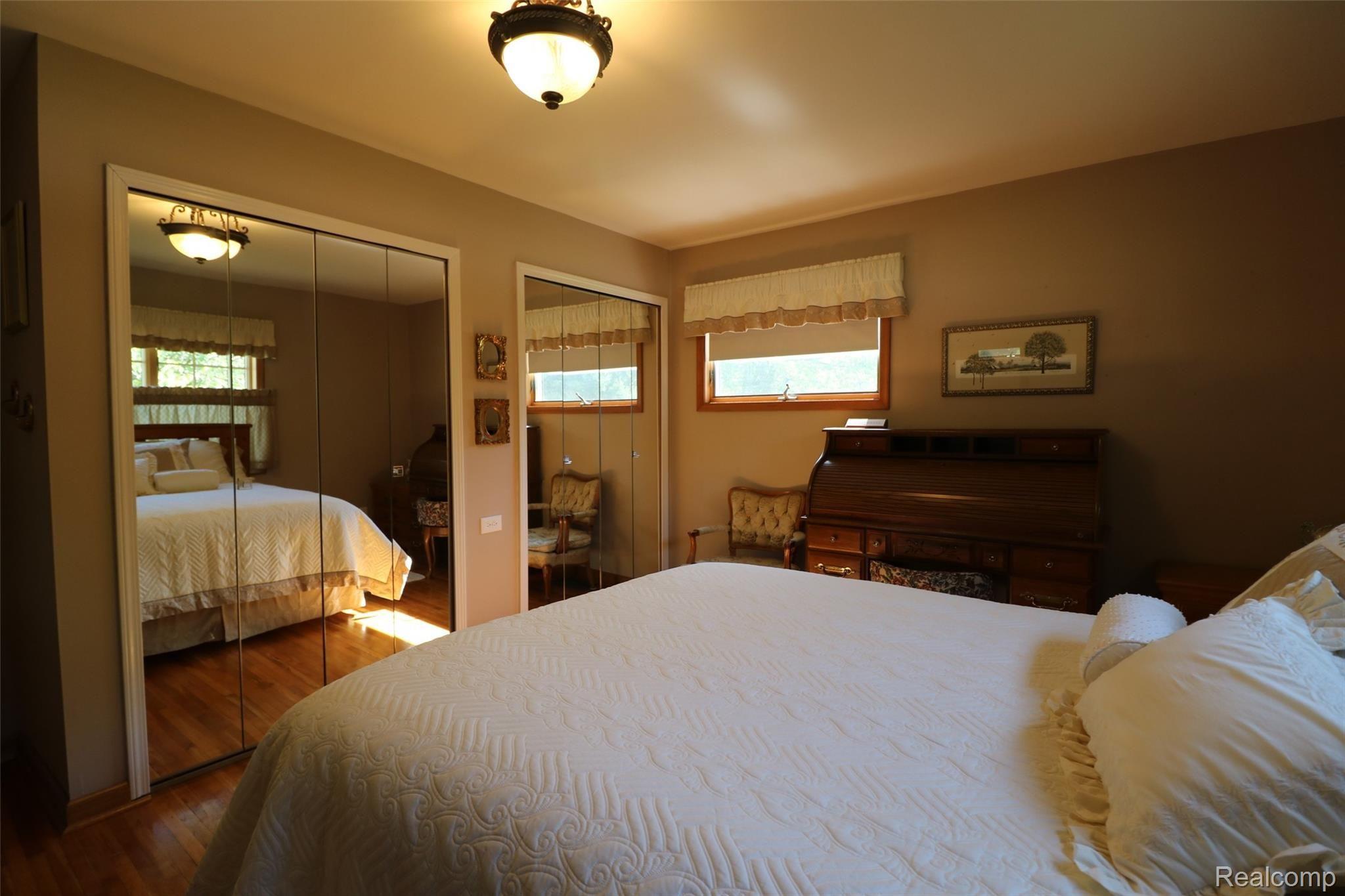 1129 Adams Road Burton, MI 48509 - Photo 18 of 28 IMG_0420.JPG