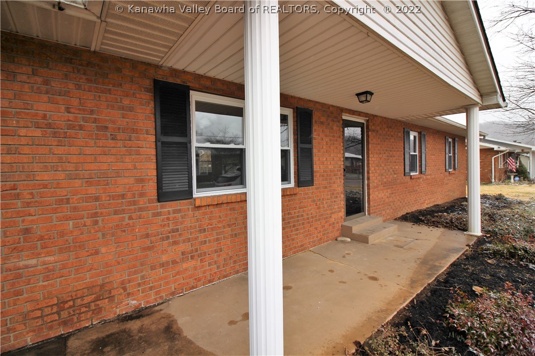 107 Rolling Acres Road Winfield, WV 25213 - Photo 2 of 19 Gallery Image 2