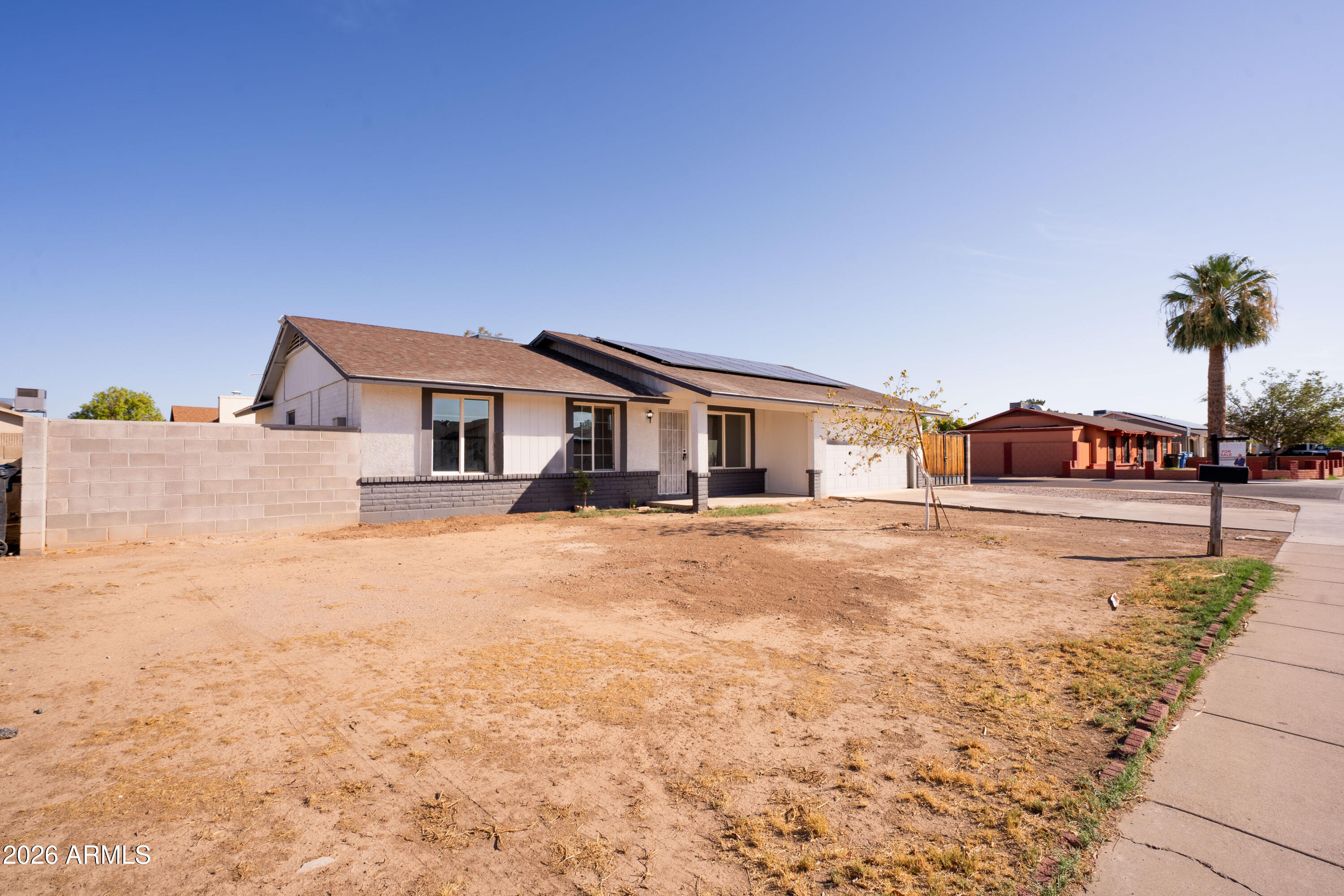 7728 West Cheery Lynn Road Phoenix, AZ 85033 - Photo 4 of 45 DSC02496-HDR