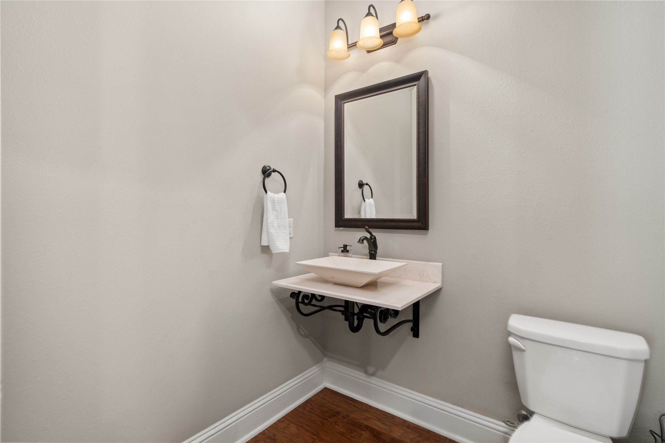 19813 Cullen Ridge Drive Porter, TX 77365 - Photo 37 of 44 This inviting 6x6 guest bathroom offers plenty of space and style with its elegant fixtures and warm lighting.