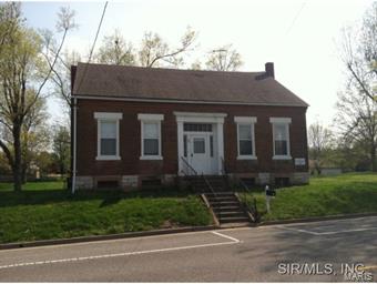 340 East 4th Street Waterloo, IL 62298 - Photo 1 of 1 Gallery Image 1