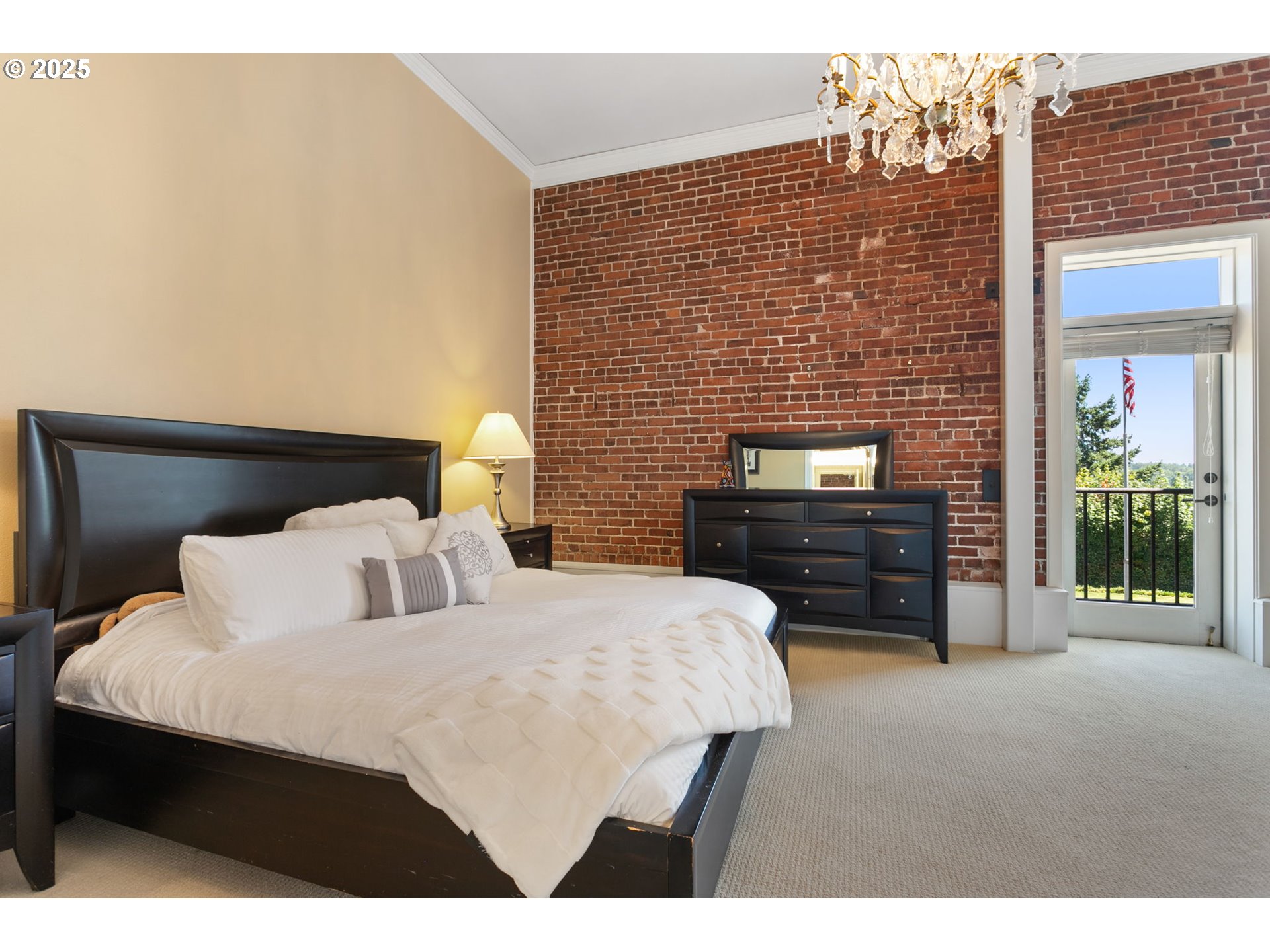 10458 Northwest 2nd Street Portland, OR 97231 - Photo 22 of 48