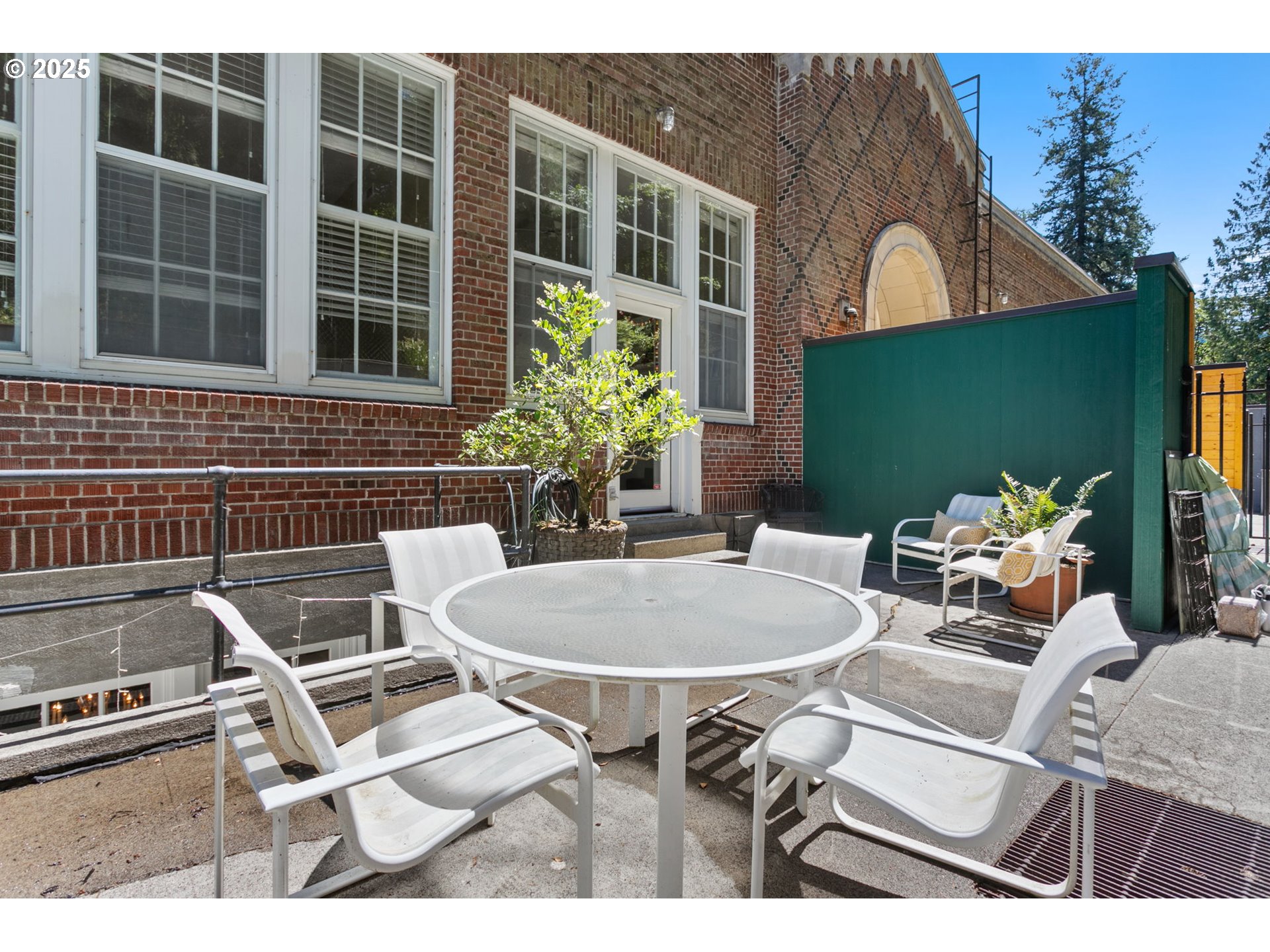 10458 Northwest 2nd Street Portland, OR 97231 - Photo 36 of 48