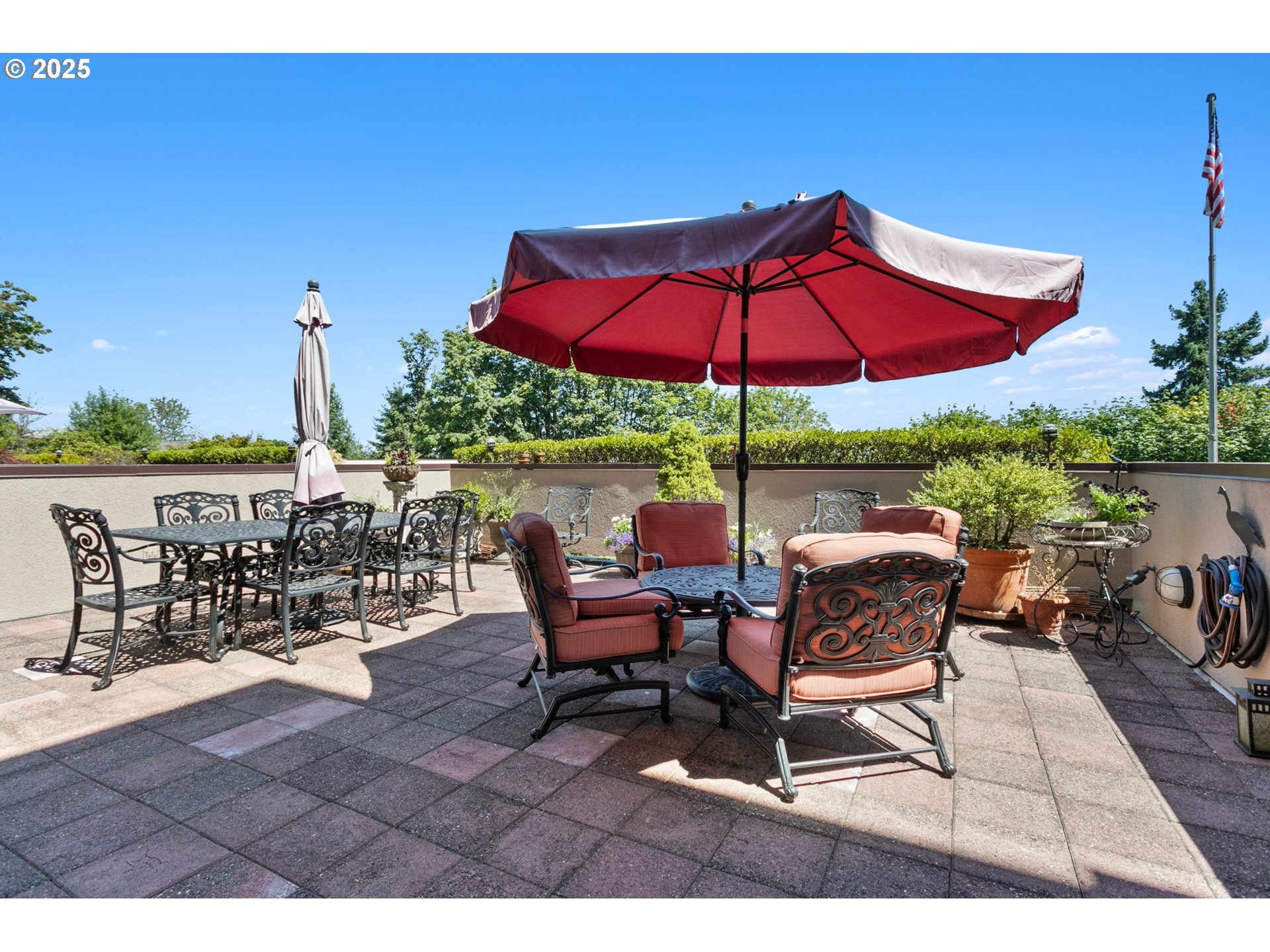 10458 Northwest 2nd Street Portland, OR 97231 - Photo 38 of 48