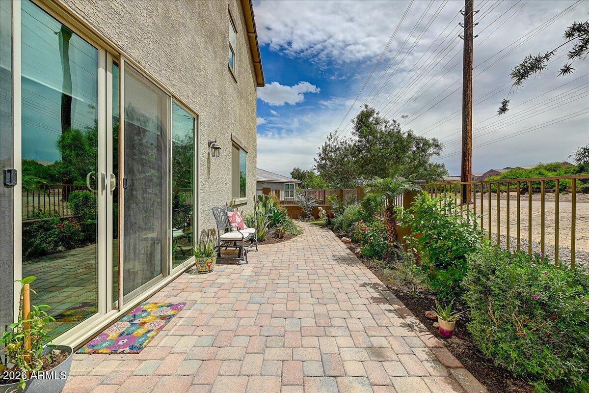 1317 East Fremont Road Phoenix, AZ 85042 - Photo 2 of 67