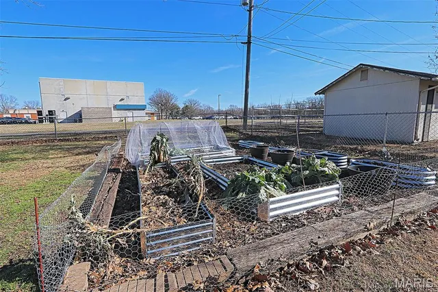 $244,900 | 306 Wheeler Drive, Scott City, MO 63780