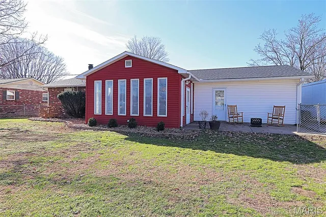 $244,900 | 306 Wheeler Drive, Scott City, MO 63780