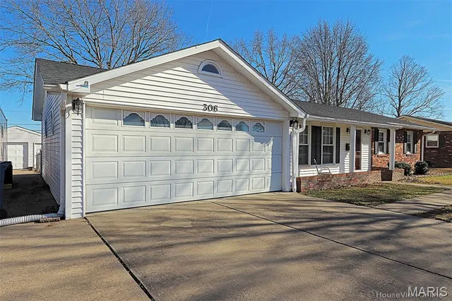 $244,900 | 306 Wheeler Drive, Scott City, MO 63780