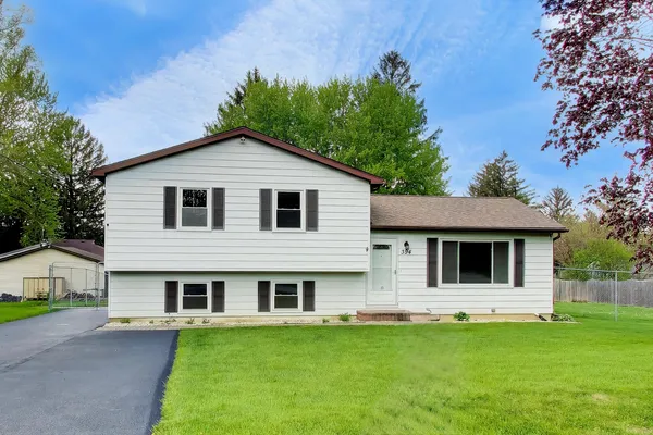 $375,000 | 394 Pine Grove Avenue, Gurnee, IL 60031
