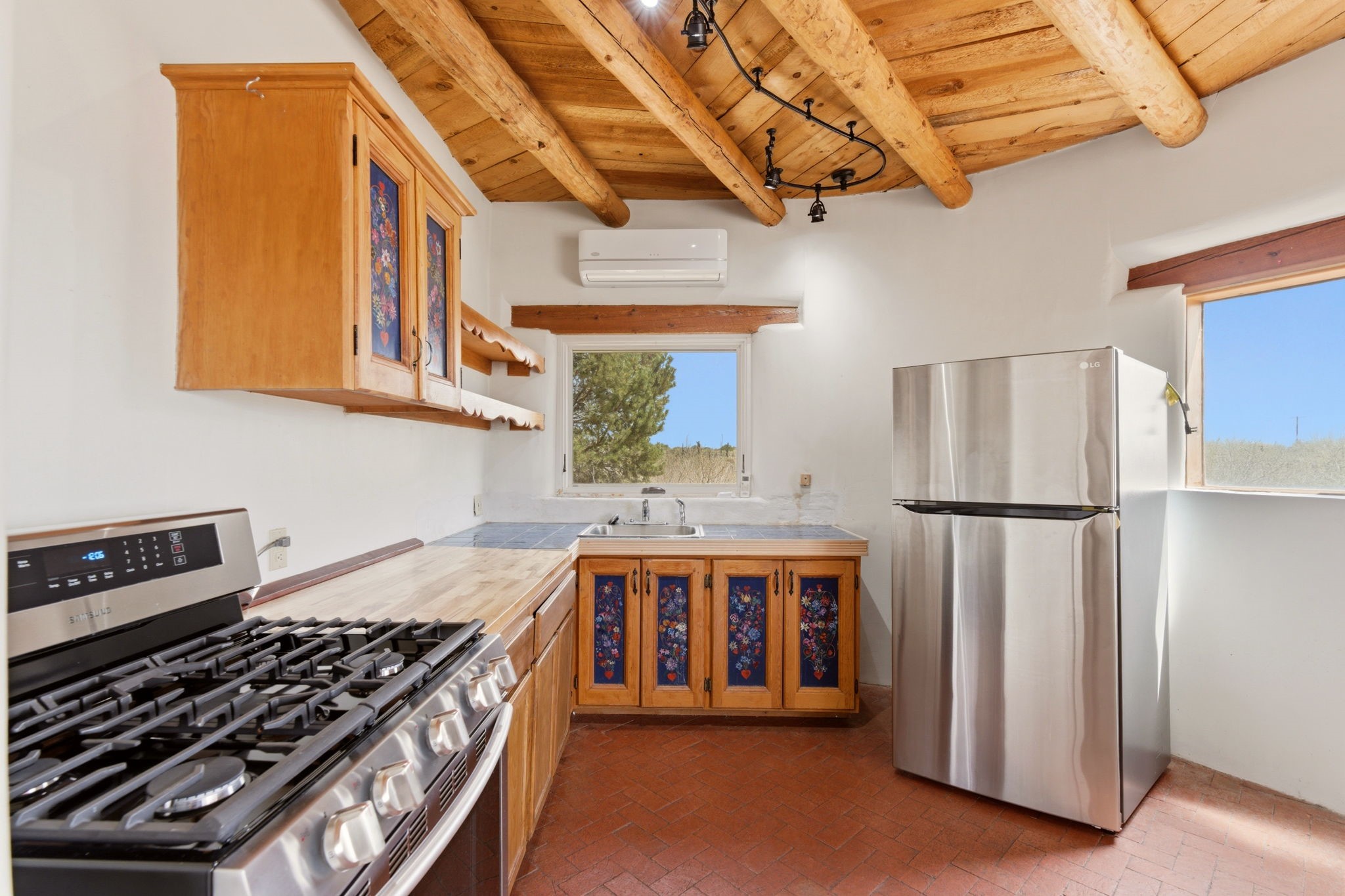 3 Ab Apache Road Santa Fe, NM 87508 - Photo 47 of 89 Unit A - guest house