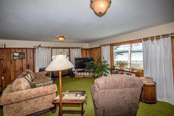 $690,000 | 11 Emery Lane, Wakefield, NH 03830