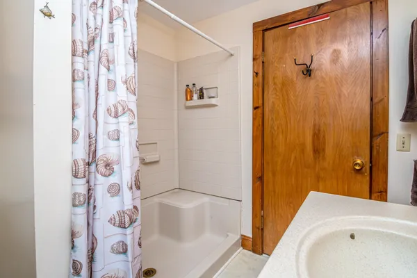 $690,000 | 11 Emery Lane, Wakefield, NH 03830