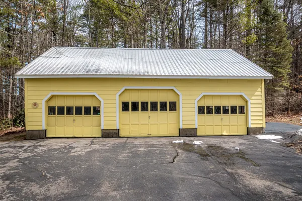 $690,000 | 11 Emery Lane, Wakefield, NH 03830