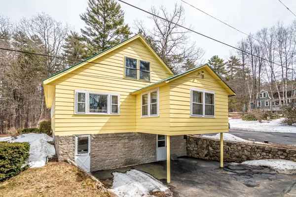 $690,000 | 11 Emery Lane, Wakefield, NH 03830