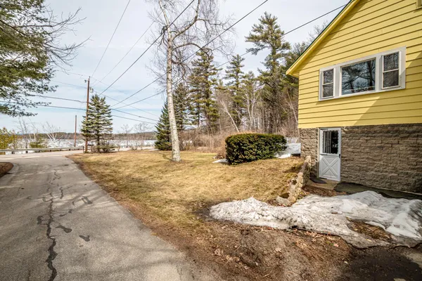$690,000 | 11 Emery Lane, Wakefield, NH 03830