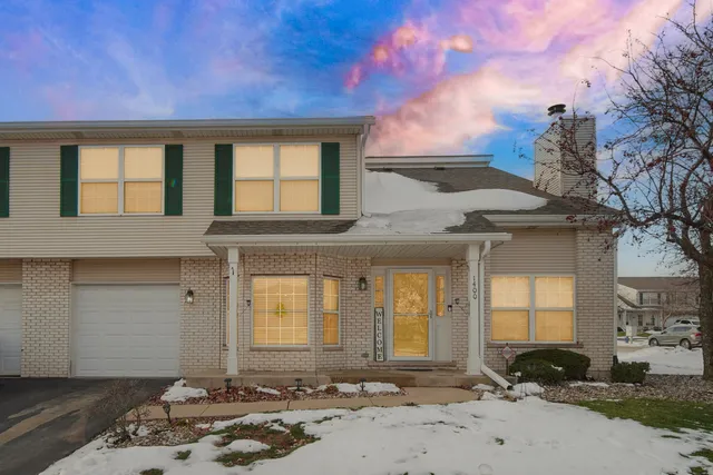 $225,000 | 1400 Berta Drive, Crest Hill, IL 60403