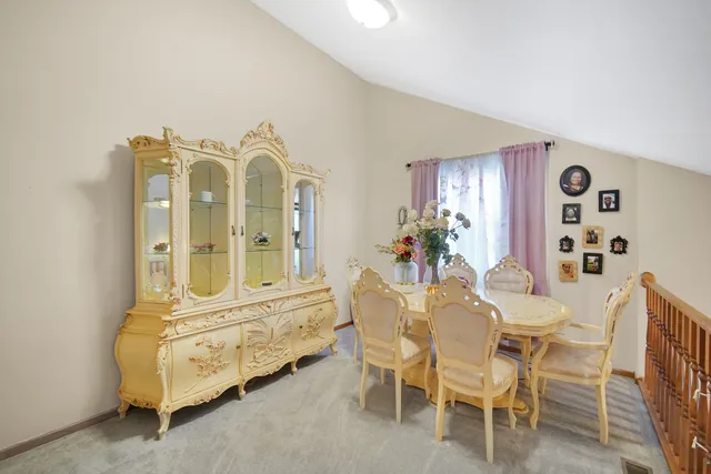 $225,000 | 1400 Berta Drive, Crest Hill, IL 60403