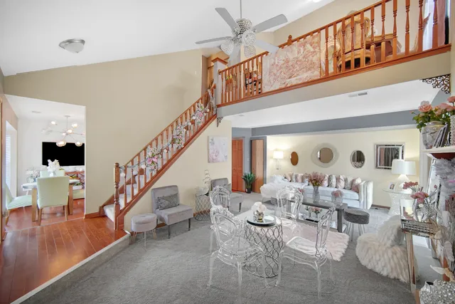 $225,000 | 1400 Berta Drive, Crest Hill, IL 60403