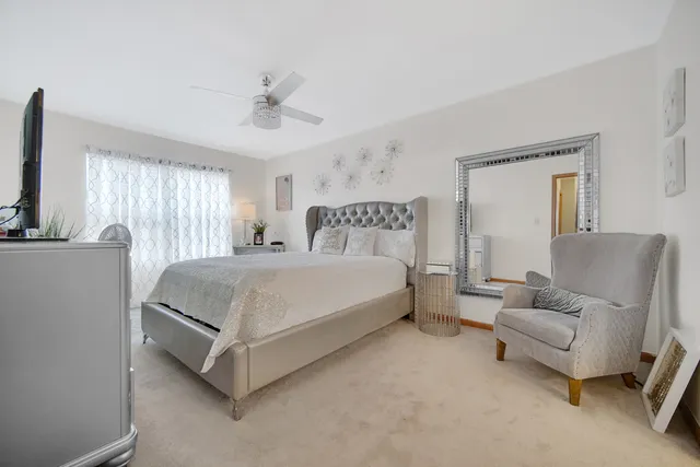 $225,000 | 1400 Berta Drive, Crest Hill, IL 60403