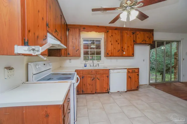 $190,000 | 3815 Summer Drive, Pensacola, FL 32504