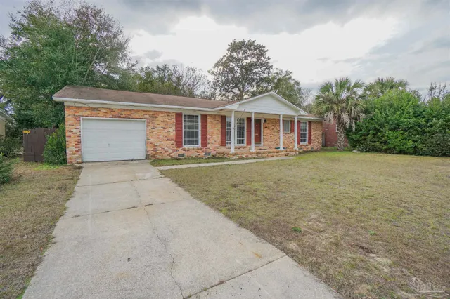 $190,000 | 3815 Summer Drive, Pensacola, FL 32504