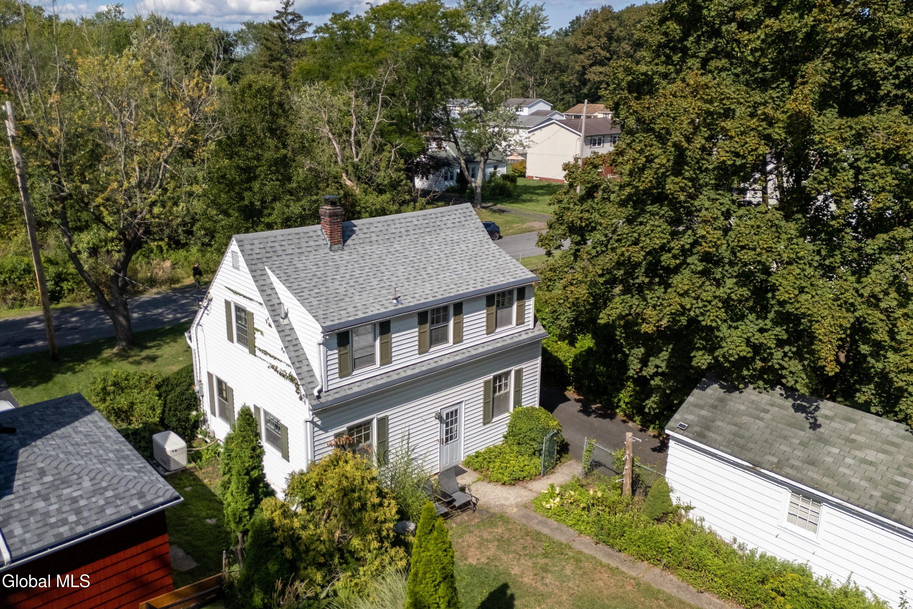 23 Rugby Road East Greenbush, NY 12061 - Photo 13 of 20 13-23 Rugby Rd-25
