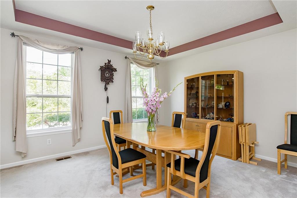 8263 Carloway Road Indianapolis, IN 46236 - Photo 5 of 24 Gallery Image 5