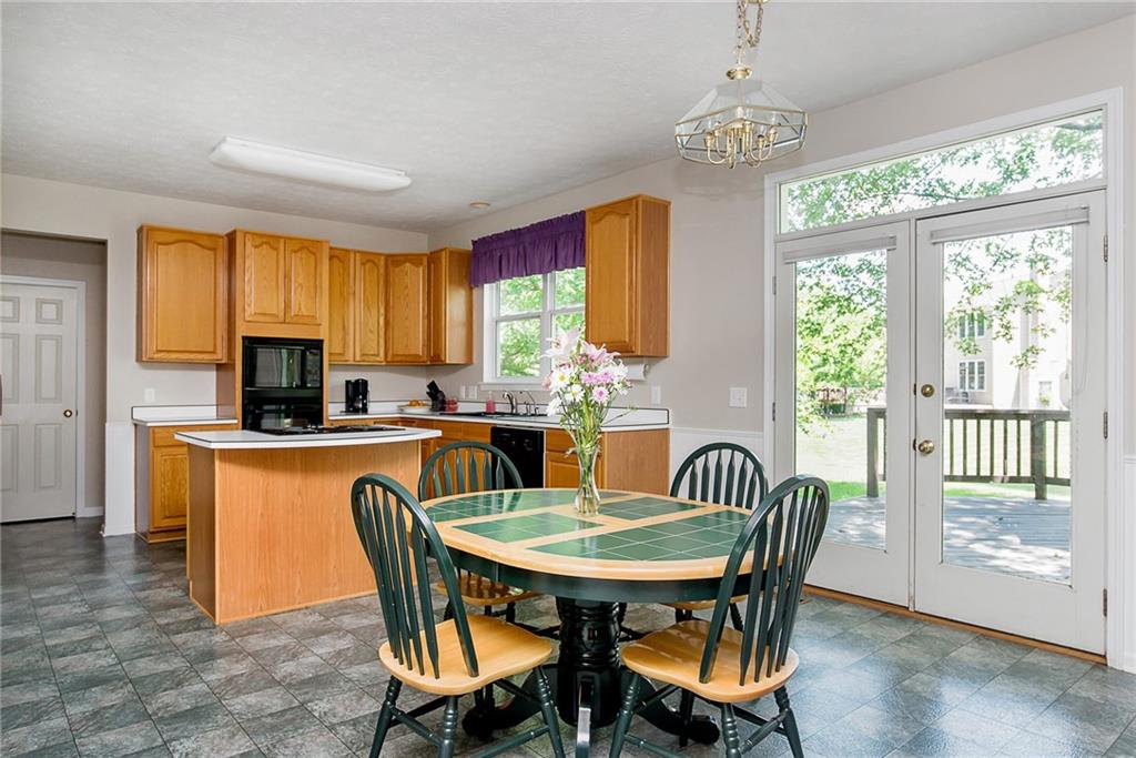8263 Carloway Road Indianapolis, IN 46236 - Photo 9 of 24 Gallery Image 9