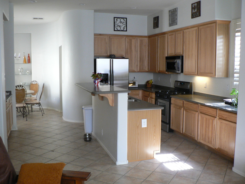 2732 West Florimond Road Phoenix, AZ 85086 - Photo 6 of 8 Kitchen