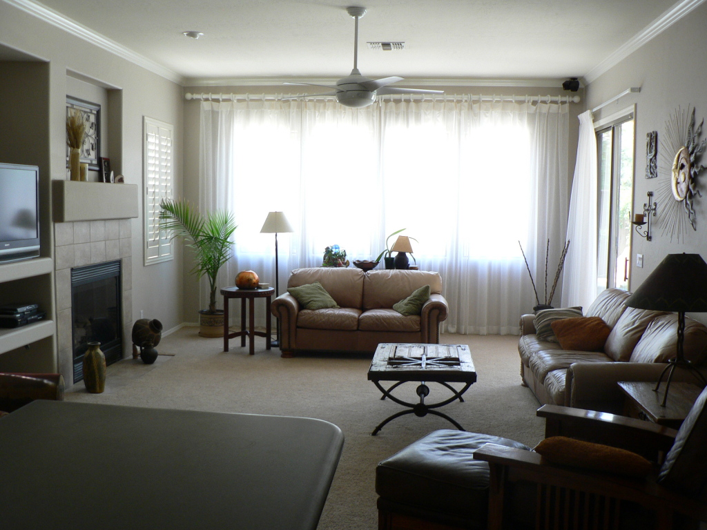 2732 West Florimond Road Phoenix, AZ 85086 - Photo 8 of 8 Family Room