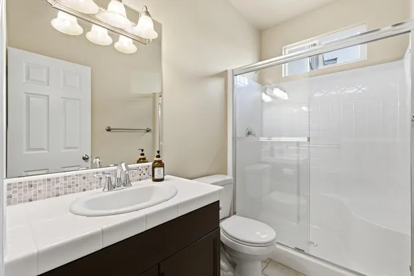 $629,900 | 3546 Saginaw Avenue, Clovis, CA 93619