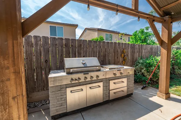 $629,900 | 3546 Saginaw Avenue, Clovis, CA 93619