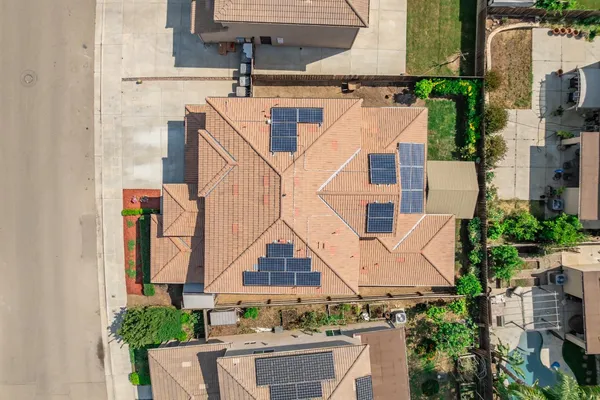 $629,900 | 3546 Saginaw Avenue, Clovis, CA 93619