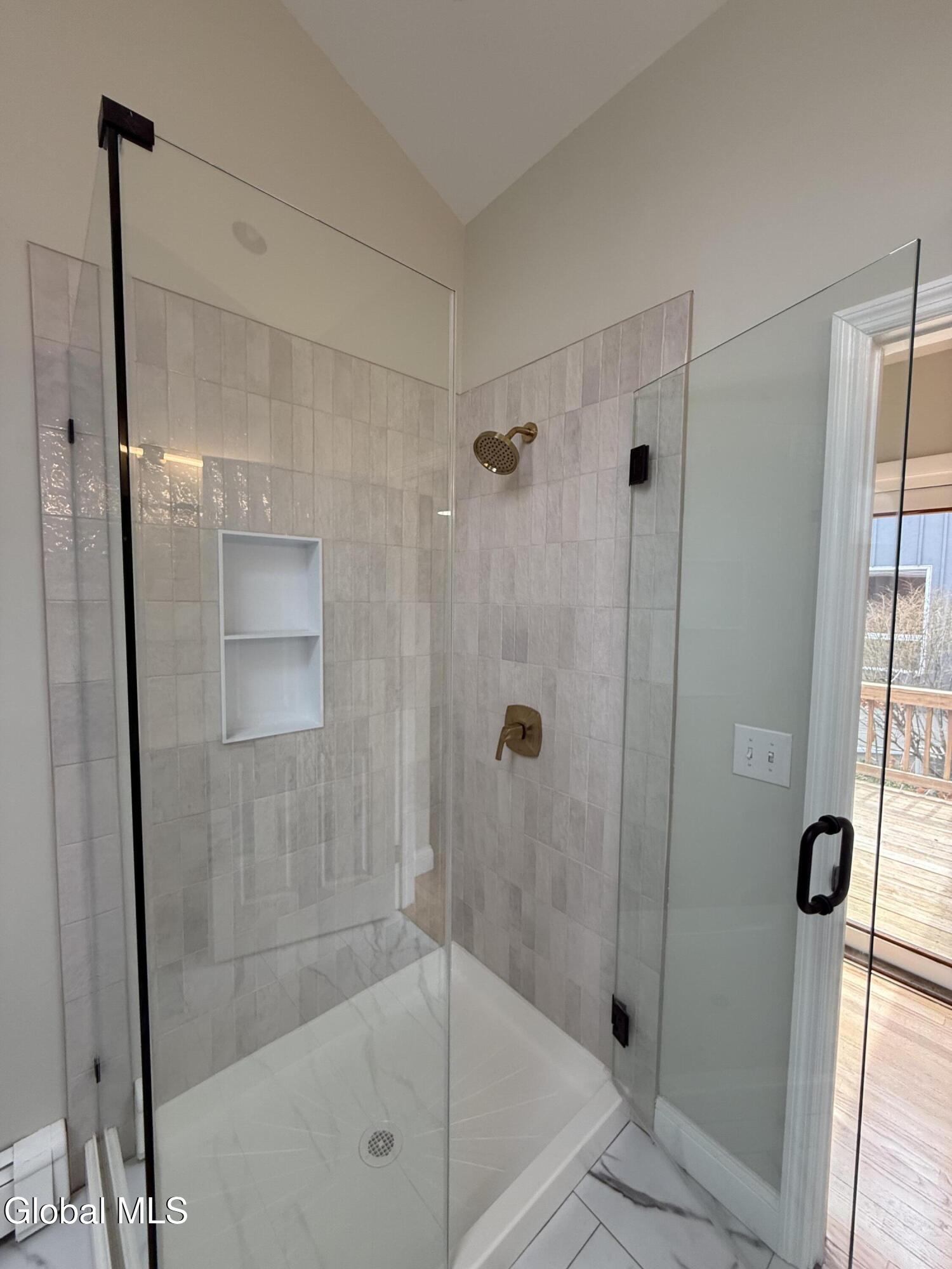 2080 Van Antwerp Road Niskayuna, NY 12309 - Photo 29 of 34 IMG_3822