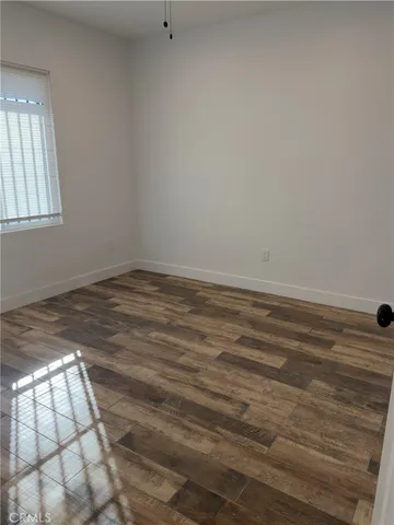 $2,700 | 523 West 78th Street, Los Angeles, CA 90044