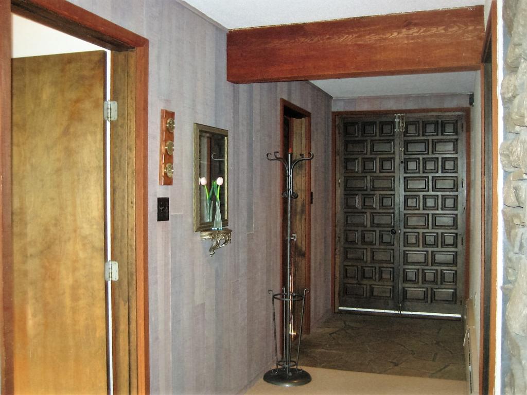 825 Wild Apple Road Pomfret, VT 05067 - Photo 7 of 40