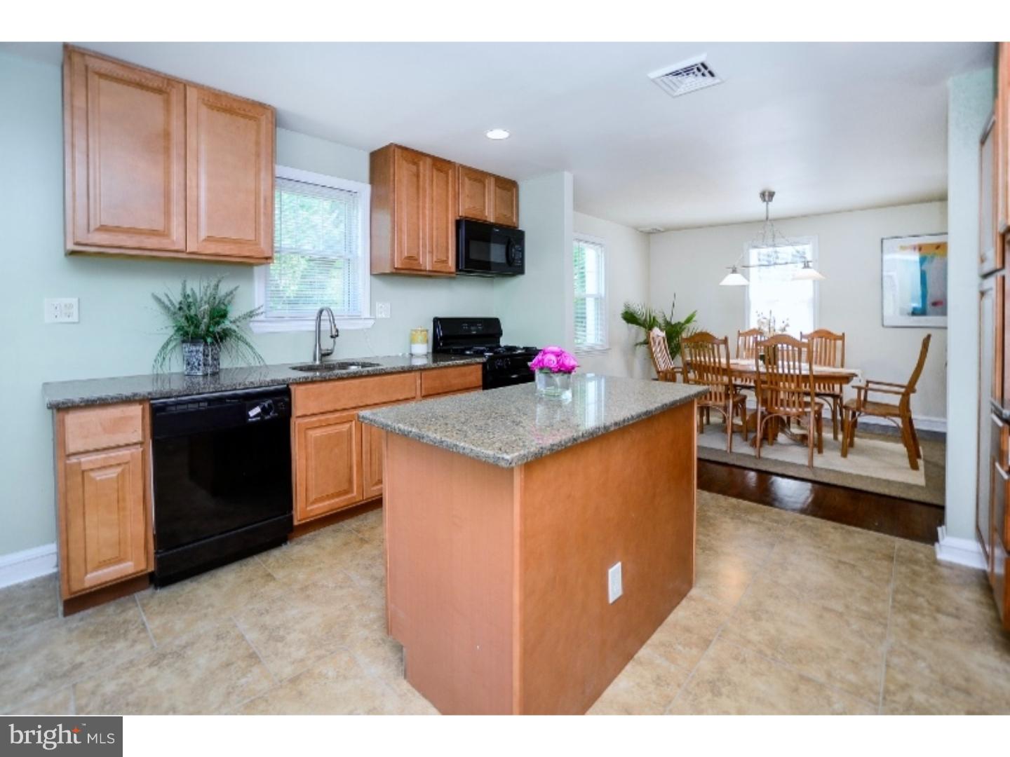 1033 Almonesson Road Deptford, NJ 08093 - Photo 8 of 25 Kitchen