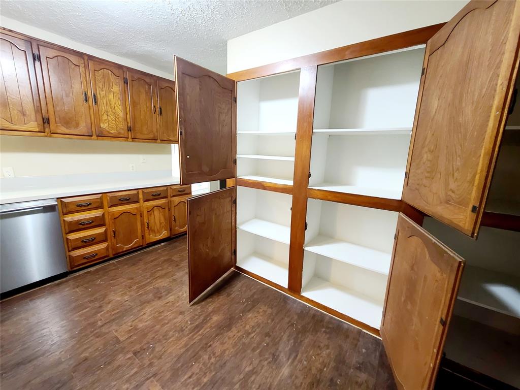 9867 Carnegie Place Dallas, TX 75228 - Photo 8 of 23