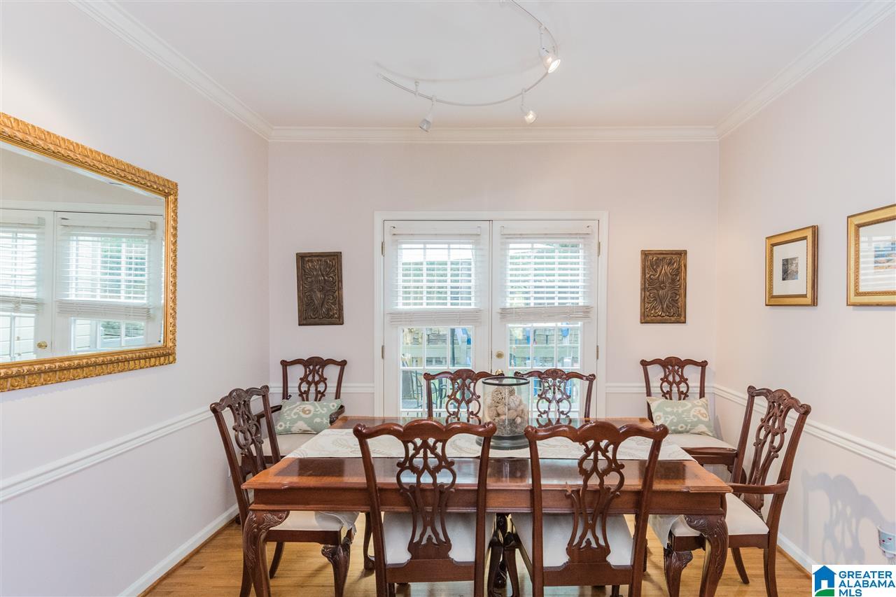 1817 Cross Circle Birmingham, AL 35244 - Photo 6 of 36
