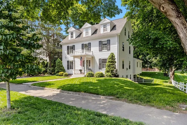 $2,995,000 | 6 Leavitt Street, Hingham, MA 02043