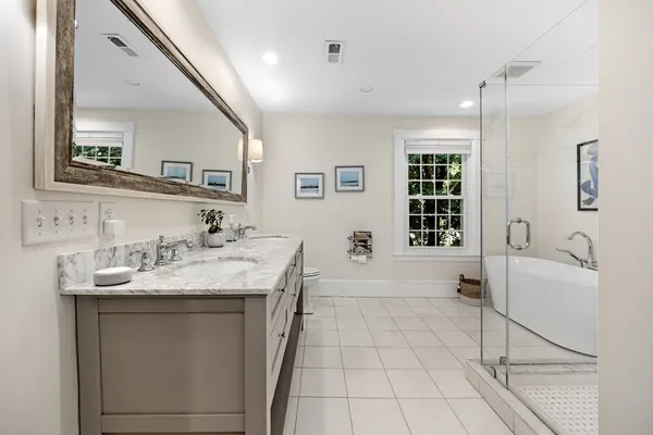 $2,995,000 | 6 Leavitt Street, Hingham, MA 02043